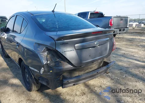 2017 Nissan Versa 1.6 S+ z USA, uszkodzony, nr VIN 3N1CN7AP1HL893624